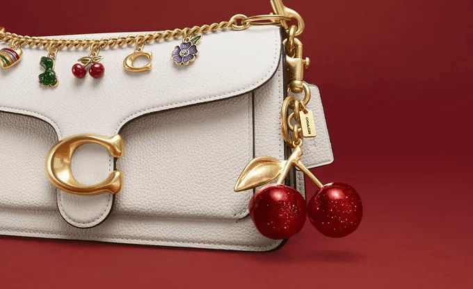 Esta Navidad, sorpréndelo con el estilo inconfundible de Coach