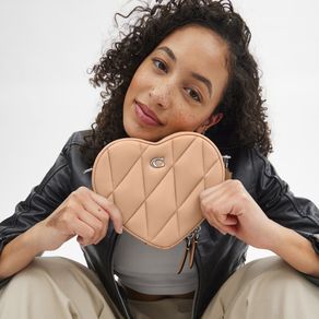 

Bolsa Crossbody Quilted En Piel Corazón