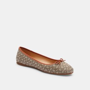 

Abigail Flat