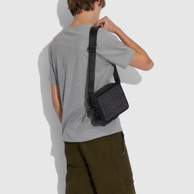 bolsa-crossbody-charter-24-en-signature-C5341-JICHR