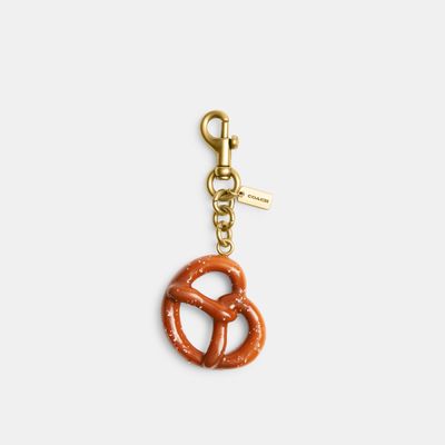 bag-charm-pretzel-CY398-B4L38